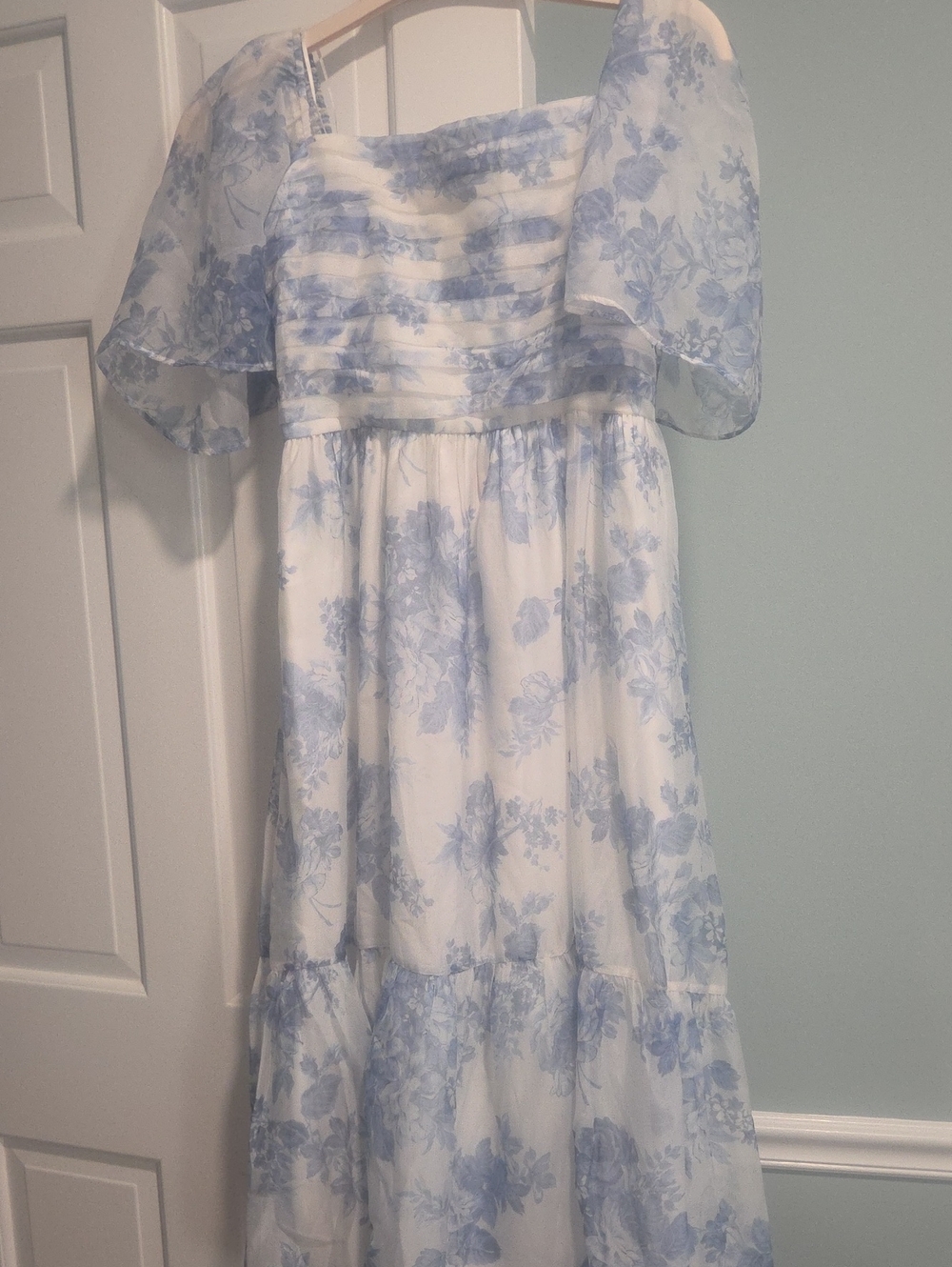 Abercrombie & Fitch Floral Midi Dress